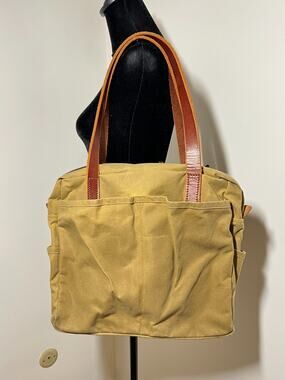 Joshuvela EUC Tan Waxed Canvas Zipper Top Utility Tote Leather Strap Bag